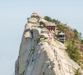 北京因什么山势险峻