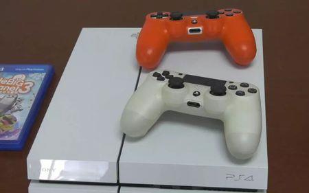 ps4能兼容ps123游戏盘吗