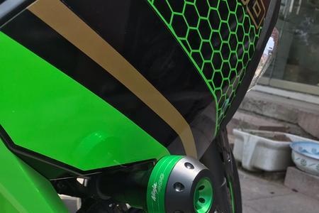 ninja400是电子油门还是拉线油门