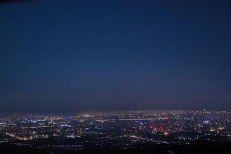 夜爬紫金山故古诗