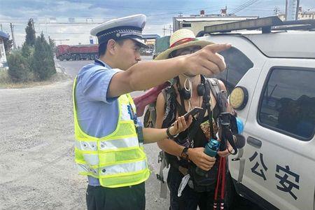 交警为什么会抓顺风车