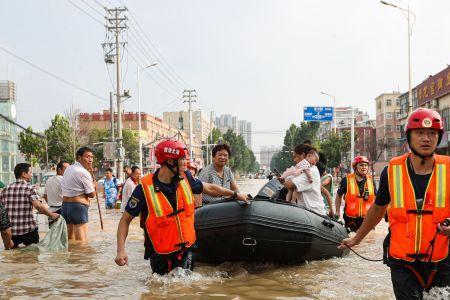 为什么水灾救援人员都是男的