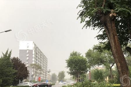 太阳辐射如何导致狂风暴雨