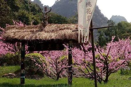 茅屋一间可挡雨下联