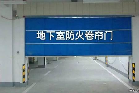 小区地下车库卷帘门靠什么感应