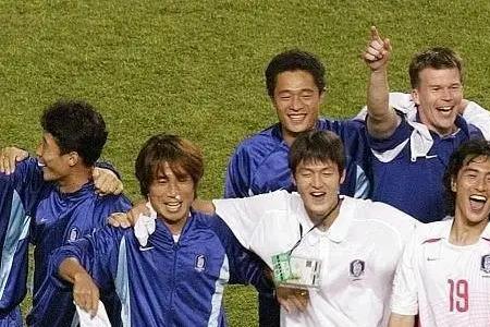 2002年世界杯为什么叫做日韩世界杯