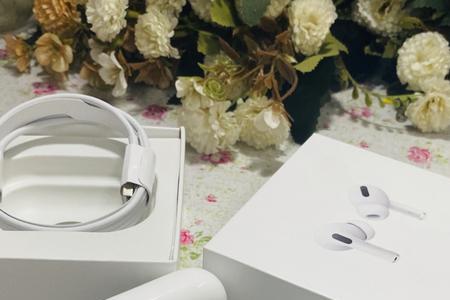 airpods2有伤痕了还能退货吗