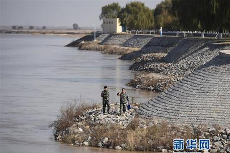 黄河岸边塌陷是不是河越来越宽