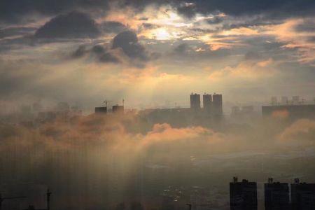 月朦胧是什么天气