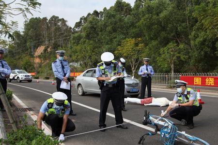 交通事故得跑几趟交警队