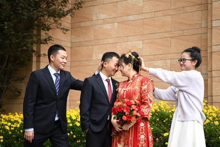 婚礼纪评论怎么写