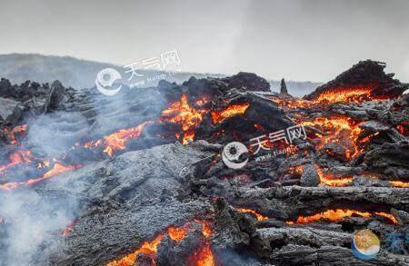 火山喷发等级六级是五级的几倍