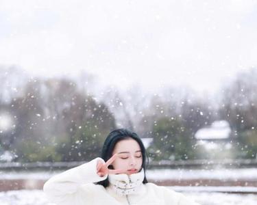 冰雪少女入凡尘说的谁