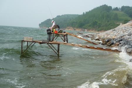 1米浪高可以钓鱼吗