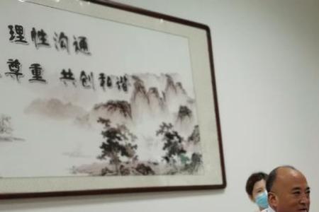 陪领导值班应该怎么做