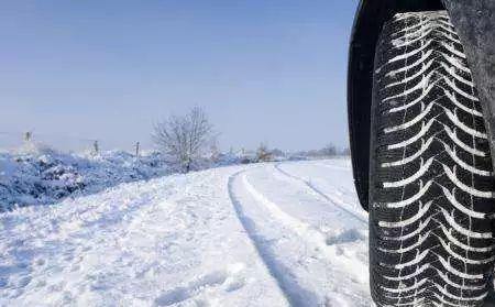 雪地胎需要换大一码的吗