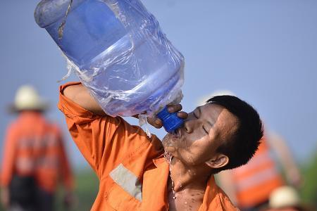 74度高温国家有人被热死吗