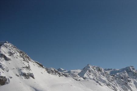 荒野滑雪海明威赏析