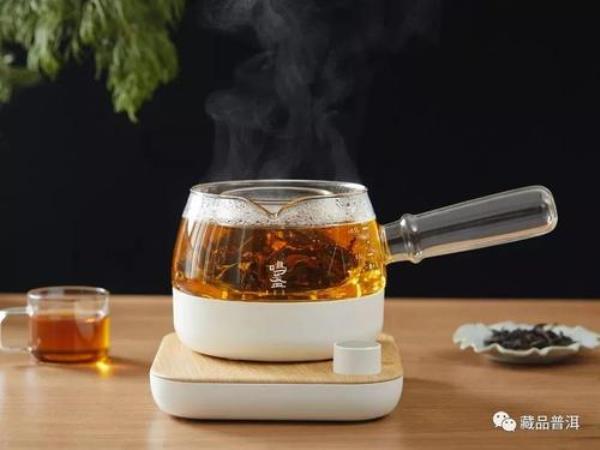 煮茶器蓄水用热水还是冷水