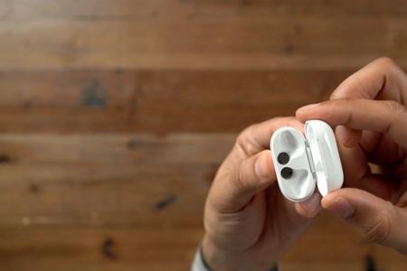 airpods2用无线充电对电池有伤害吗