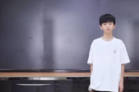 tf家族四代都在读哪个学校