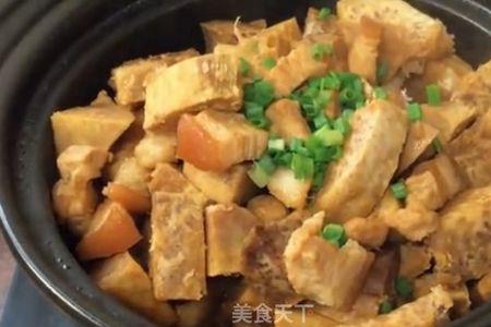 砂锅油豆腐五花肉煲正宗做法