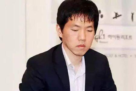 李昌镐现在还下棋吗