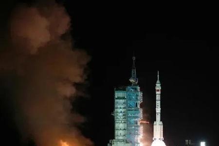 神舟15号什么时候回陆地上