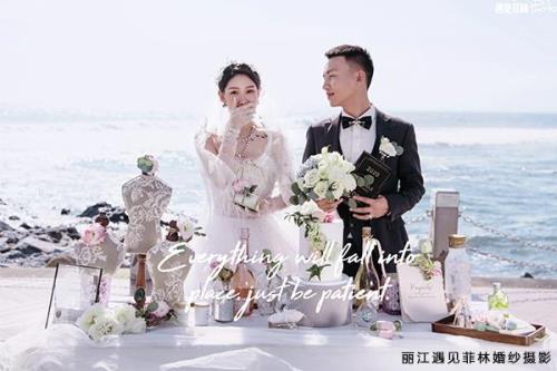 婚纱什么时候发朋友圈