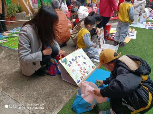 跳蚤市场卖什么最吸引幼儿