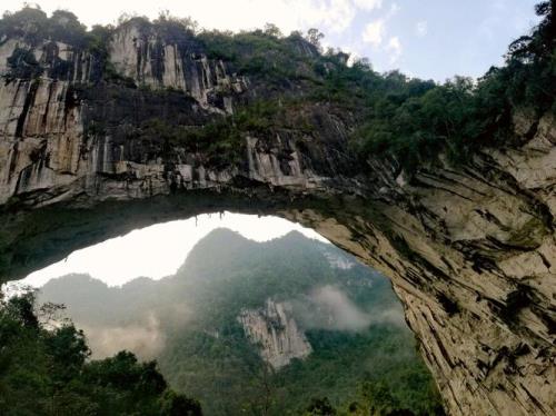 布柳河仙人桥景区