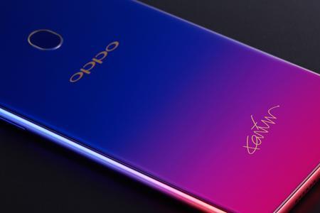 oppo r15图标变紫色了，怎么改过来