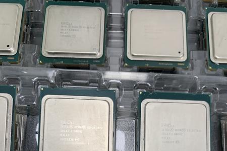 e5 2600相当于什么cpu