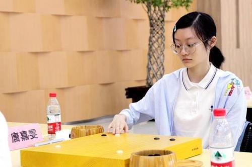 围棋女棋手战鹰哪里人