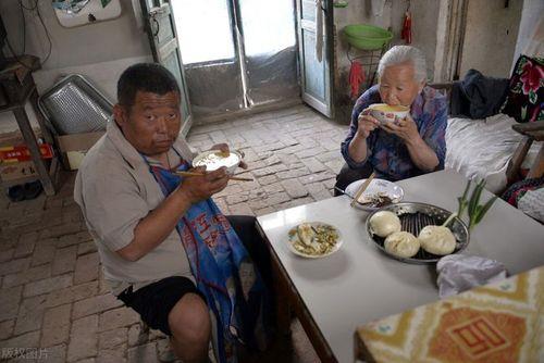 守村人什么意思