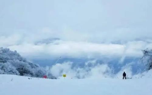 毕棚沟滑雪场开放时间