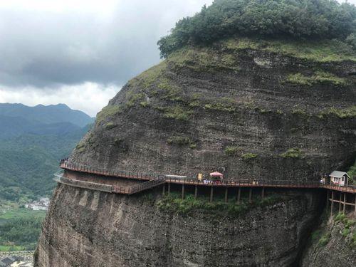 龙南小武当山漂亮吗门票多少