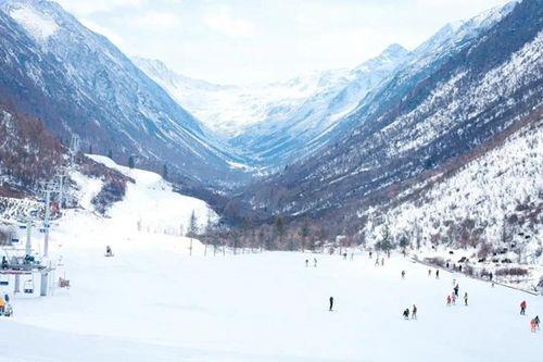 毕棚沟滑雪场海拔多少米